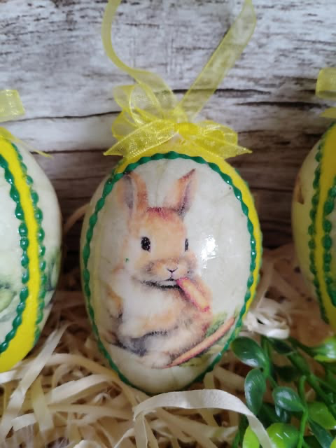 Dekoracyjne jajeczka z królikami -Komplet 3 szt