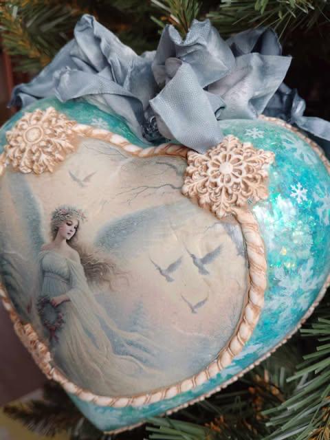 Duże serce 16 cm ozdobione z obydwu stron