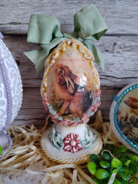 Komplet 3 szt różnych dekoracyjnych jajek