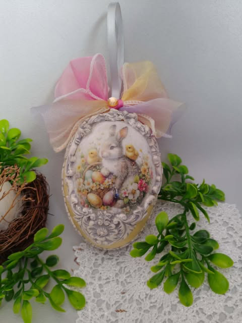 Jajko w pastelowym kremie, wielkość 12 cm