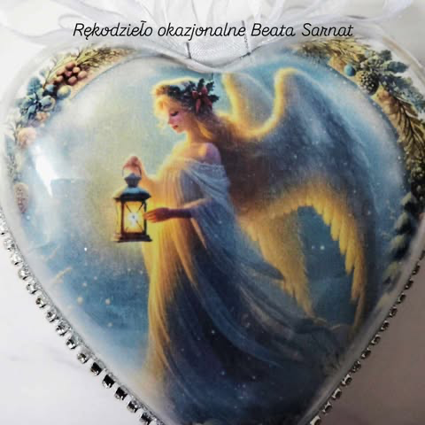 Komplet serduszek dwustronnie ozdobione, wielkość 10 cm,zestaw 3 szt 145 zł